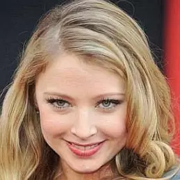 Elisabeth Harnois net worth