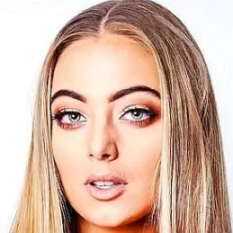 Lily Amelia Harris net worth