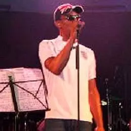 Oscar Harrison net worth