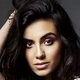 Aiysha Hart net worth