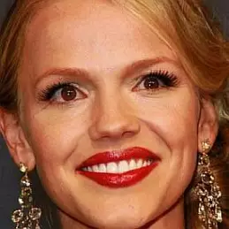 Alexa Havins net worth