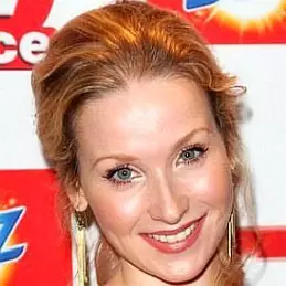 Amy Beth Hayes net worth