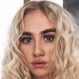 Ellie Hemmings net worth