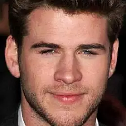 Liam Hemsworth net worth