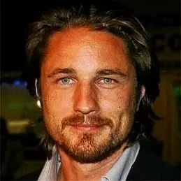 Martin Henderson net worth
