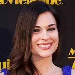 Rachel Hendrix net worth