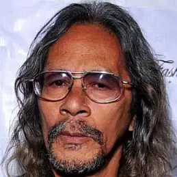 Leon Hendrix net worth