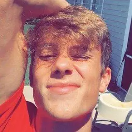 Carter Henslee net worth