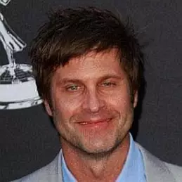 Jon Hensley net worth