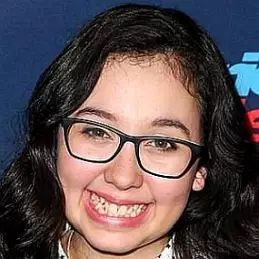 Lori Mae Hernandez net worth