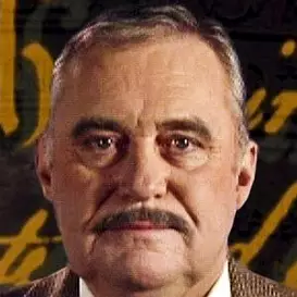 Christopher Hewett net worth