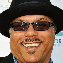 Howard Hewett net worth