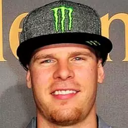 Tucker Hibbert net worth