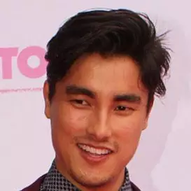 Remy Hii net worth