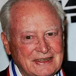 Barron Hilton net worth