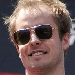 Niklas Hjalmarsson net worth