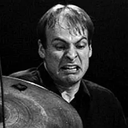 Ari Hoenig net worth