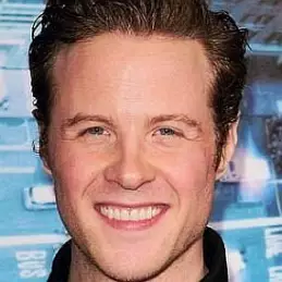 Ashton Holmes net worth