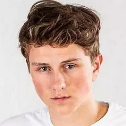 Alex Holtti net worth