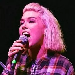 Hannah Hooper net worth