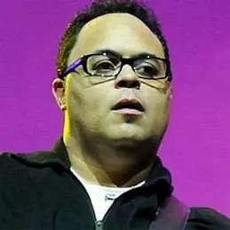 Israel Houghton net worth