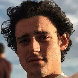 Victor Houston net worth