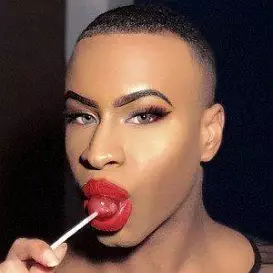 Isaiah Hoy net worth