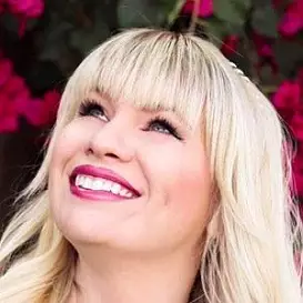 Elizabeth Hugen net worth