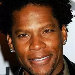 DL Hughley net worth