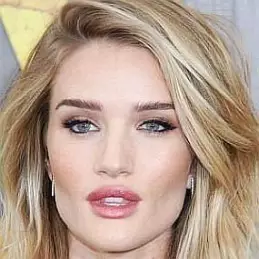 Rosie Huntington-Whiteley net worth