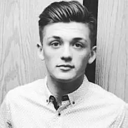 Jonathan Hutcherson net worth