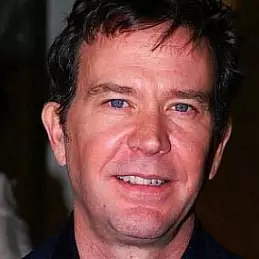 Timothy Hutton net worth