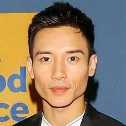 Manny Jacinto net worth