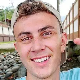 Austin James net worth