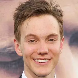 Fraser James net worth