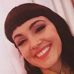 Belle Jewel net worth