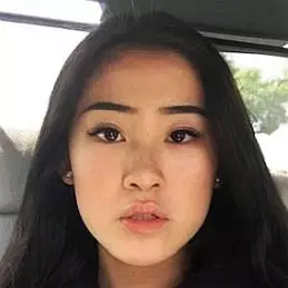 Joannajly net worth