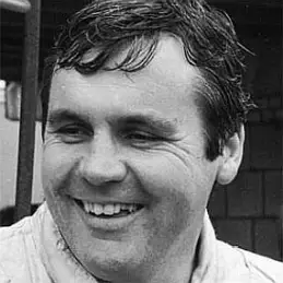 Alan Jones net worth