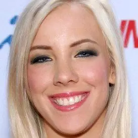 Bibi Jones net worth