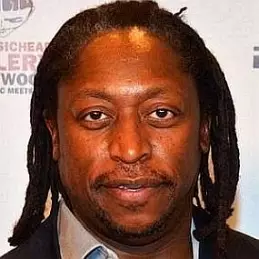 Darryl Jones net worth