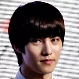 Lee Jong-hyun net worth