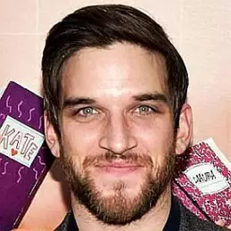 Evan Jonigkeit net worth