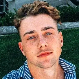 Harry Jowsey net worth