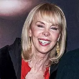 Elaine Joyce net worth