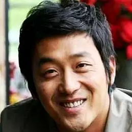 Ha Jung-woo net worth