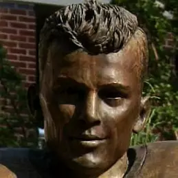 Charlie Justice net worth