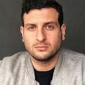 Amer Kamra net worth