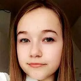 Josefine Kelfast net worth