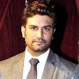 Sharad Kelkar net worth