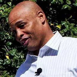 Clark Kellogg net worth